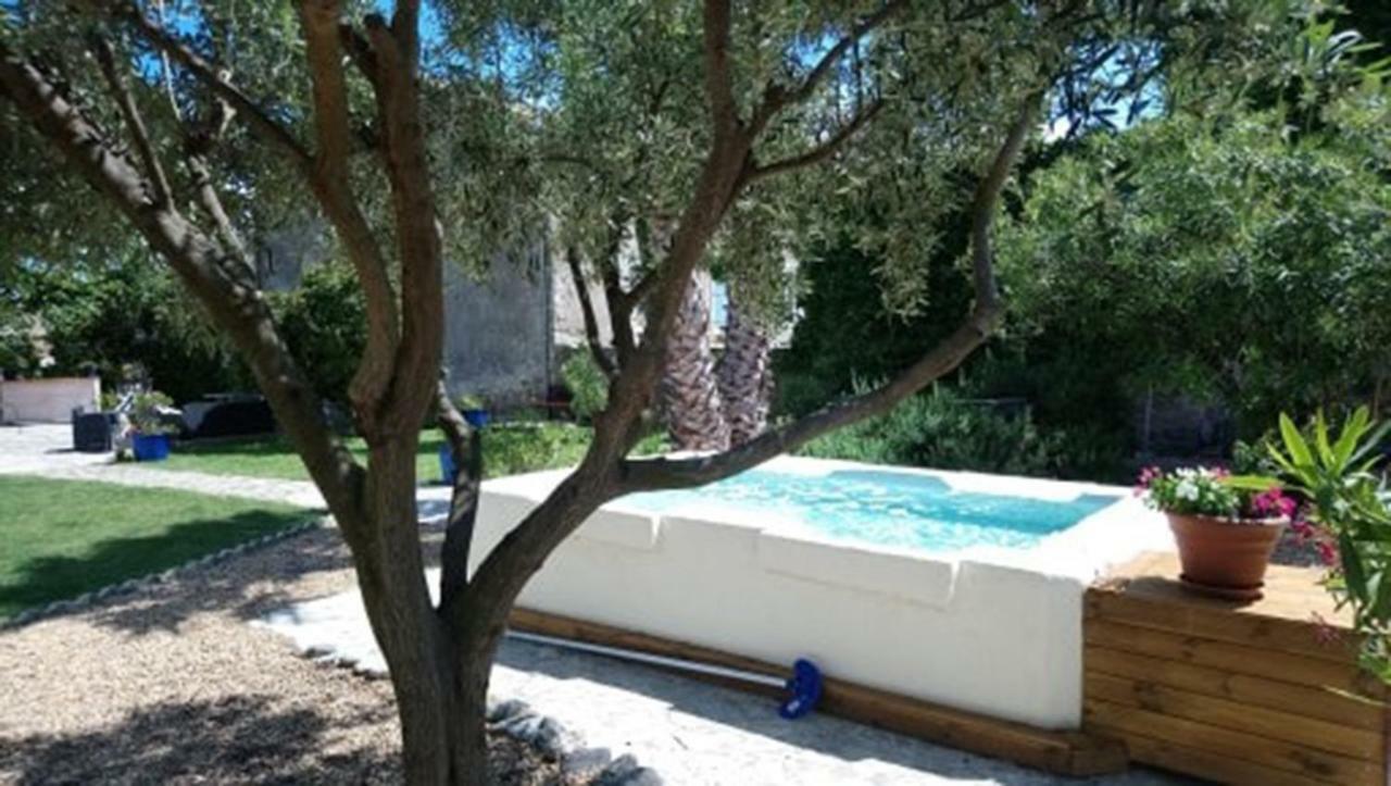 Au Jardin D'Amphora Bed & Breakfast Ginestas Luaran gambar